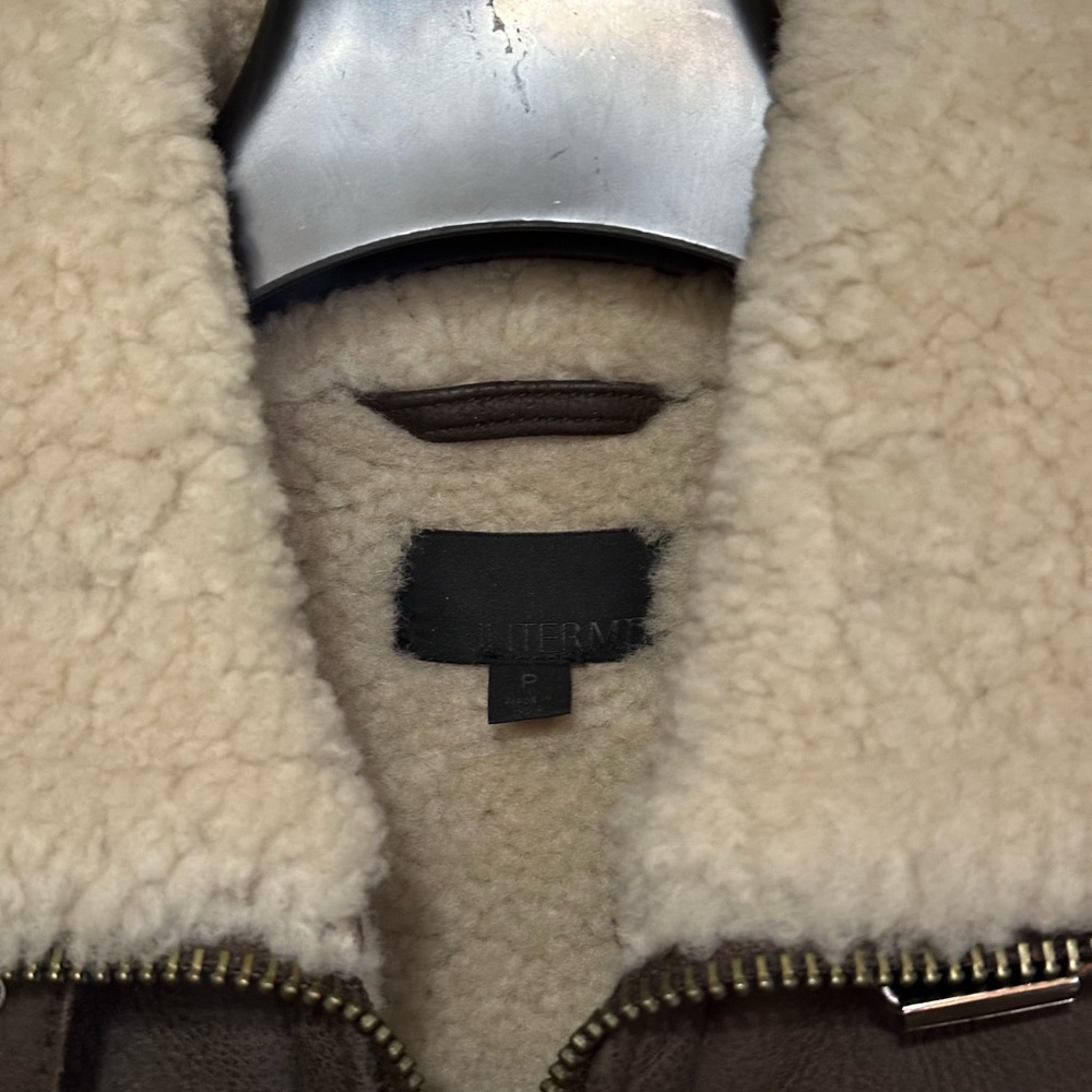 INTERMIX shearling jacket Size P - Picture 4 of 6